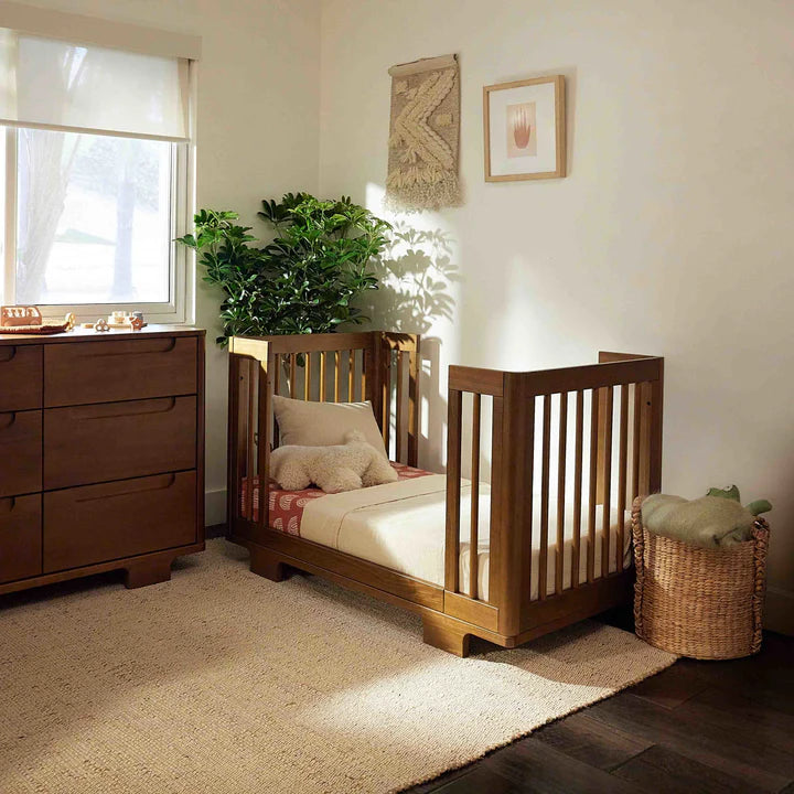 Yuzu 8-In-1 Convertible Crib with All-Stages Conversion Kits